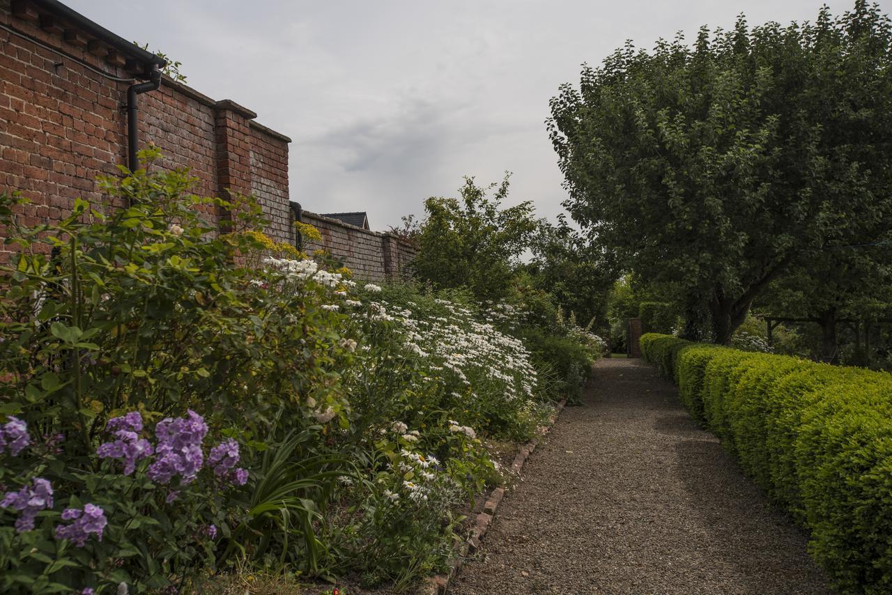 Villa Coach House Ludlow Exterior foto